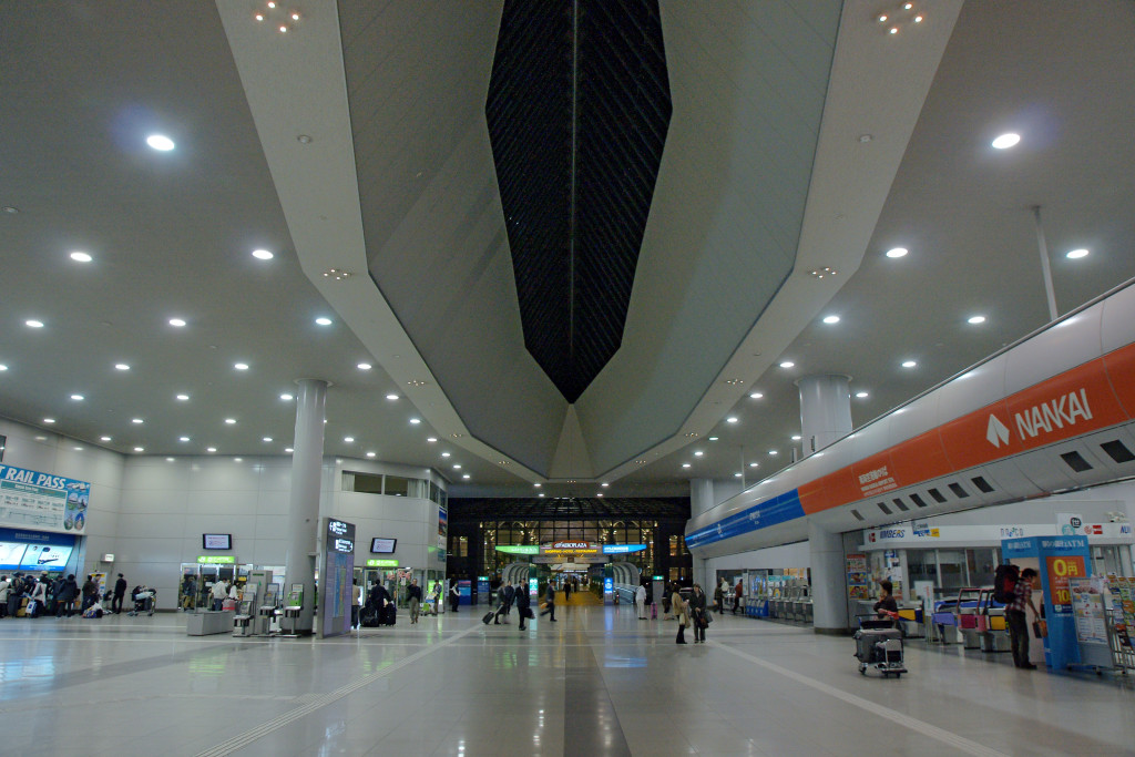 مطار كانساي الدولي باليابان