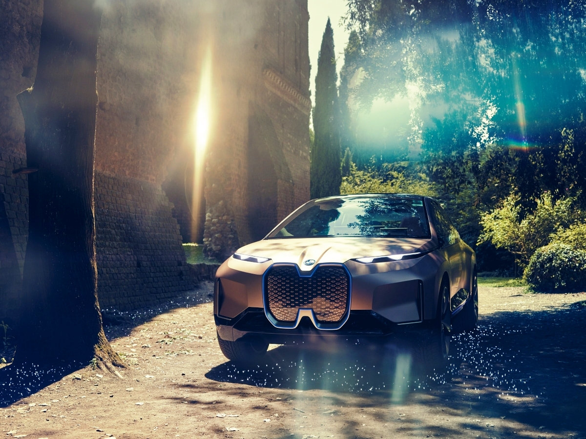 BMW Vision iNEXT.. تجسيد حي لسيارات المستقبل