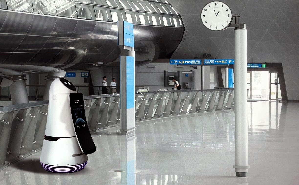 إل جي تطلق ثلاثة روبوتات جديدة مصممة لمساعدة الناس في المنزل وخلال السفر