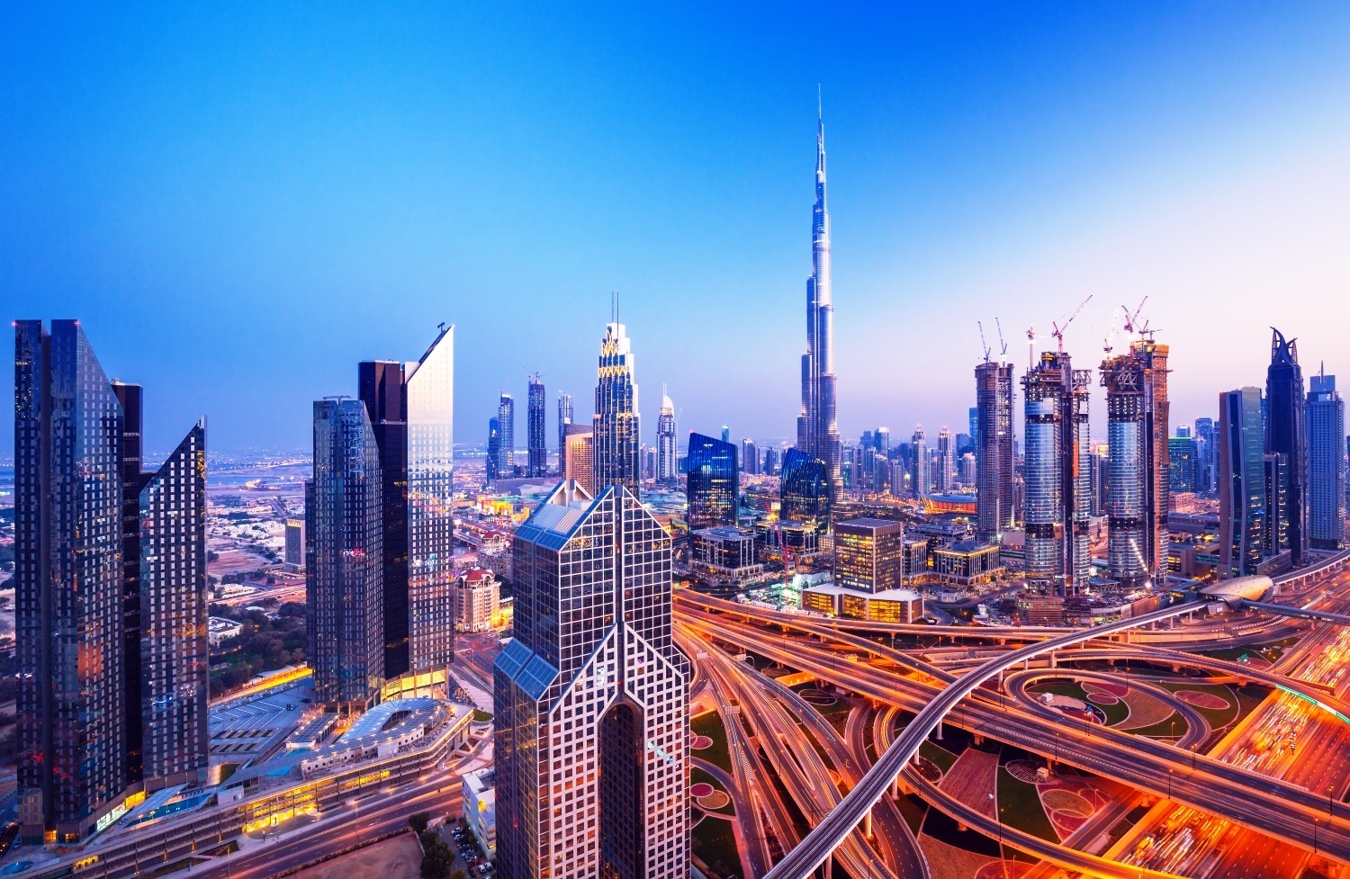 سوق الشقق السكنية في دبي يستقطب اهتمام المستثمرين والمستأجرين