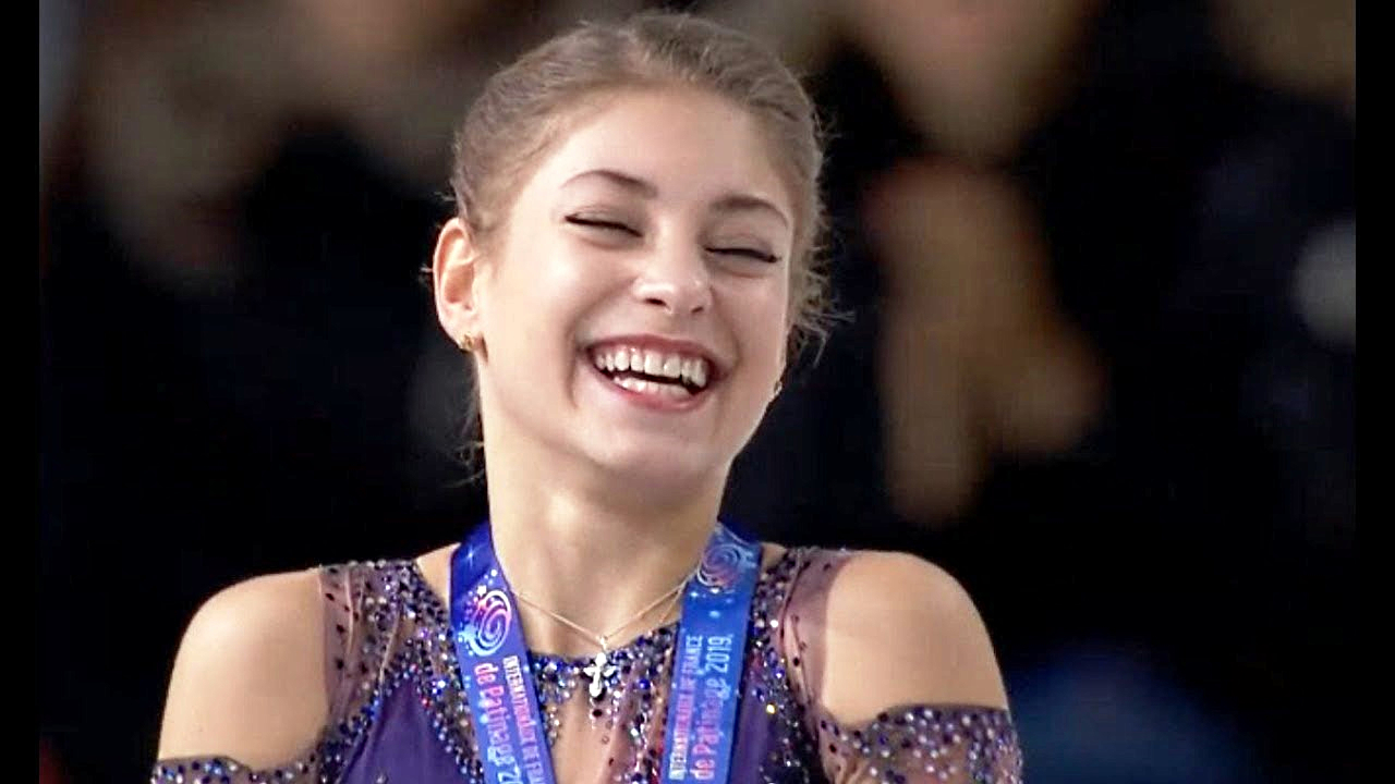 لماذا حرمت ألينا كوستورنايا الروسية من الميدالية الذهبية؟