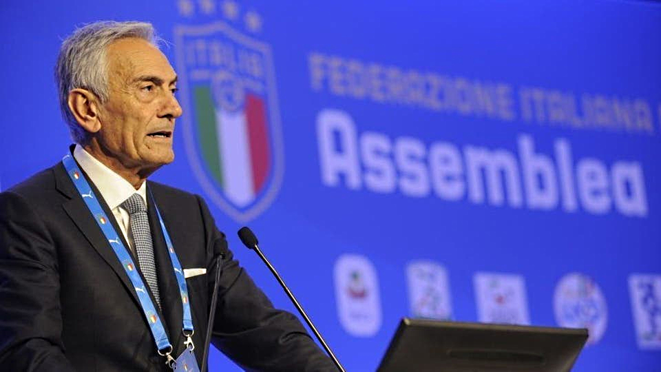 غابرييلي غرافينا رئيس الاتحاد الإيطالي لكرة القدم