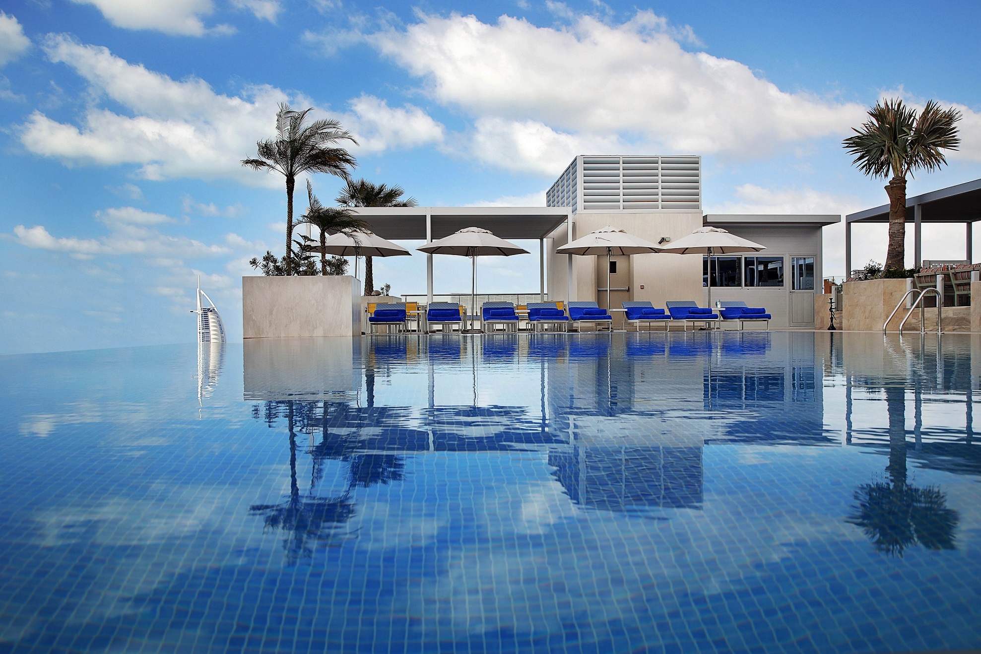 بيرو فيريتاس تمنح فندق جراند كوزموبوليتان دبي شهادة اعتماد ضمان الحماية