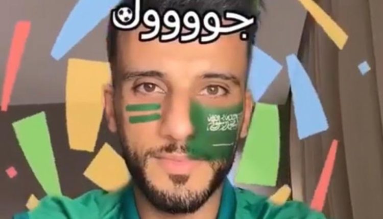 عمر السومة يحتفي بعودة الدوري السعودي