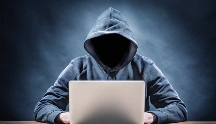 هجمات تستهدف خداع المستهلكين عبر إنشاء مواقع إنترنت شبيهة بمواقع العلامات