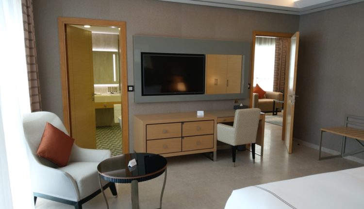 فندق جراند كوزموبوليتان دبي يطلق عرض الإقامة الطويلة