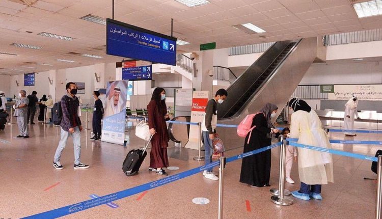 مطار الملك خالد الدولي يحصل على شهادة الاعتماد الصحي