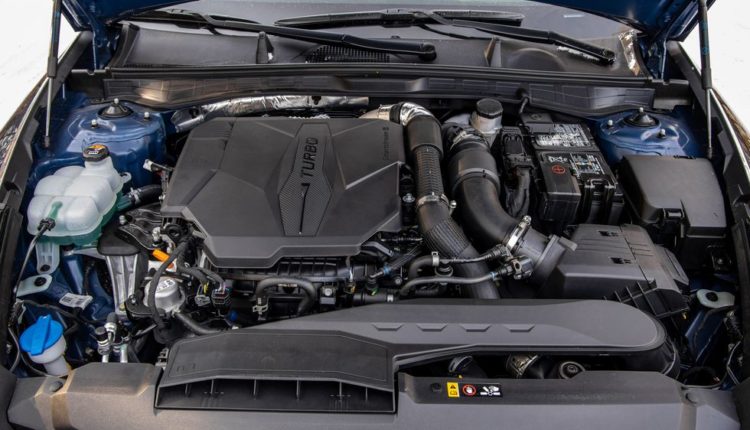 محرك سيارة هيونداي سوناتا طراز العام 2021