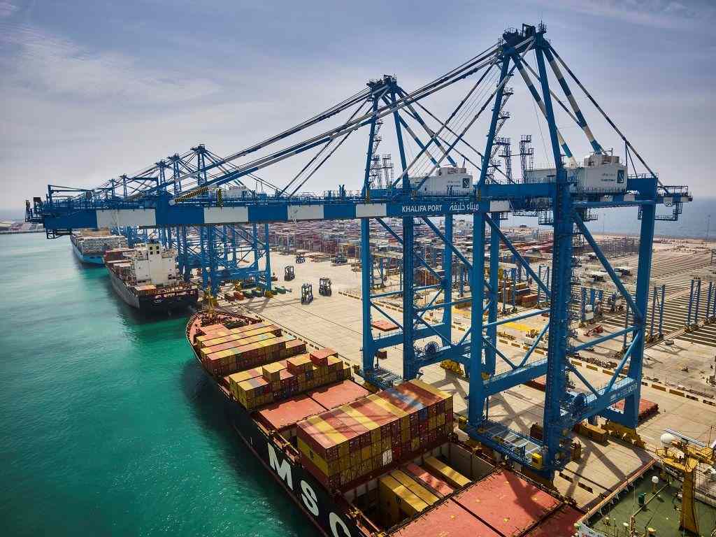 ميناء خليفة يحل ضمن المراكز الخمسة الخمسة الأولى عالمياً على مؤشر أداء موانئ الحاويات العالمي