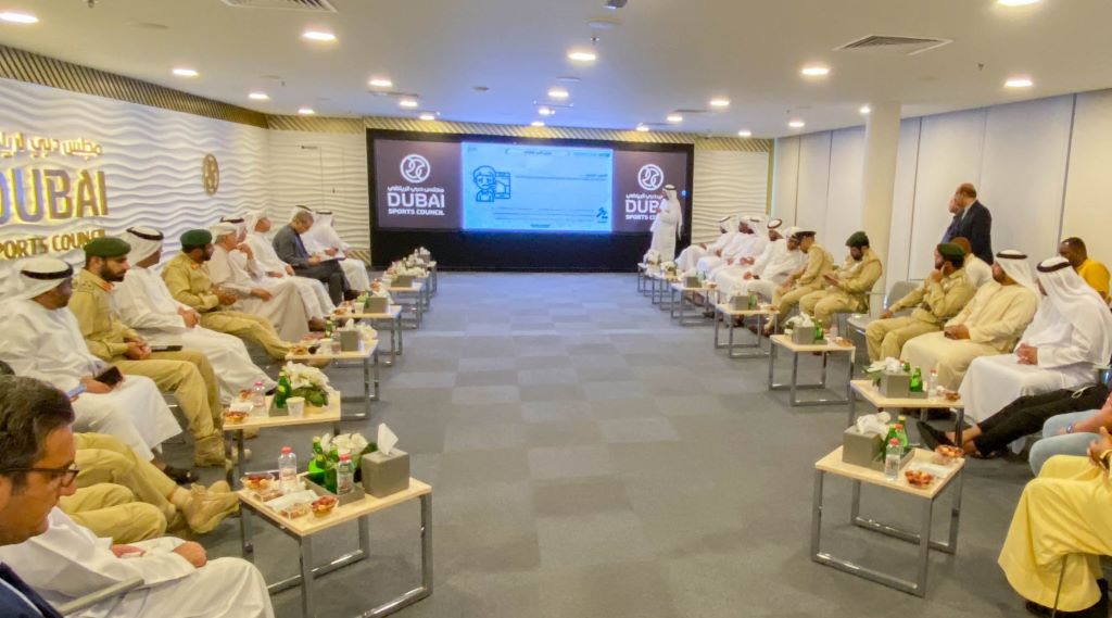 ملتقى شرطة دبي ومجلس دبي الرياضي يؤكد دور الجمهور الإيجابي لدعم الأندية