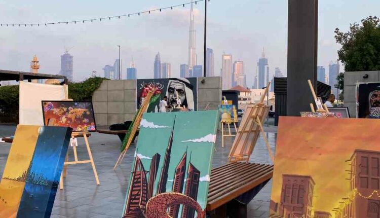 منصة كوكب ارت للفنون تنظم معرضا فنيا في الهواء الطلق في دبي احتفالاً باليوم الوطني لدولة الإمارات