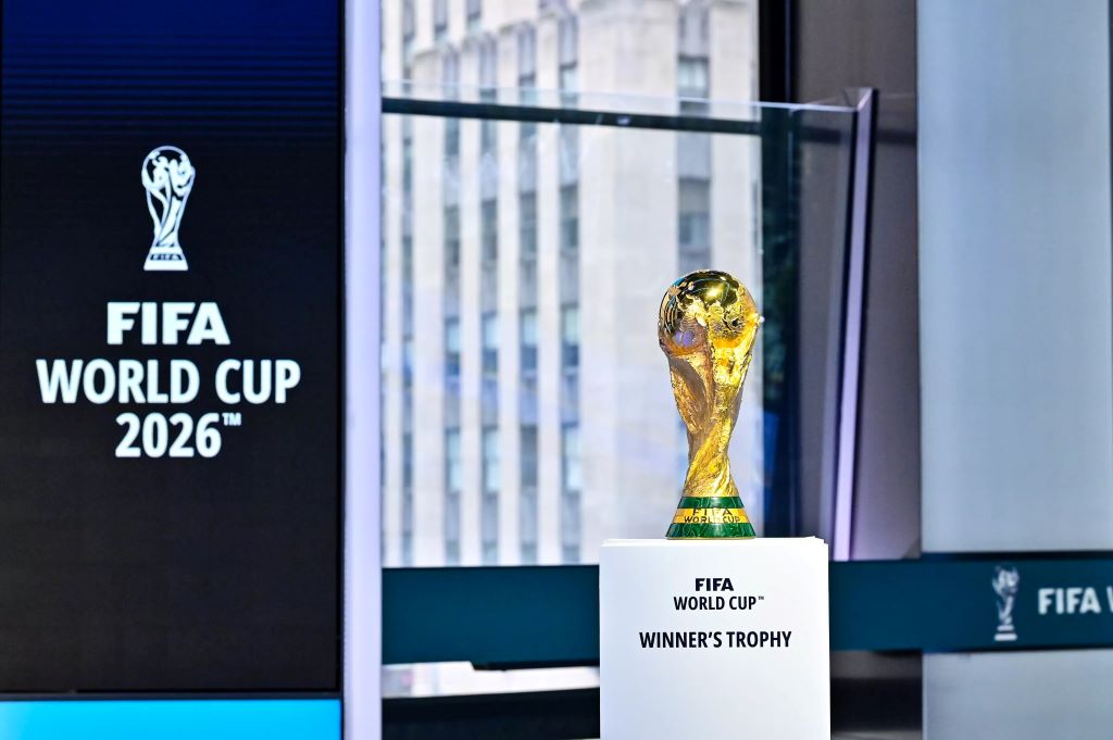 لماذا عدل الاتحاد الدولي لكرة القدم عن قراره بشأن تقسيم المنتخبات؟